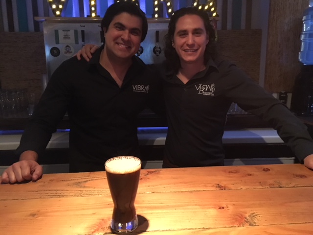 Ernesto Félix y Felipe De La Vega