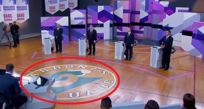 Hasta el cimarrón estaba en conflicto con la situación...