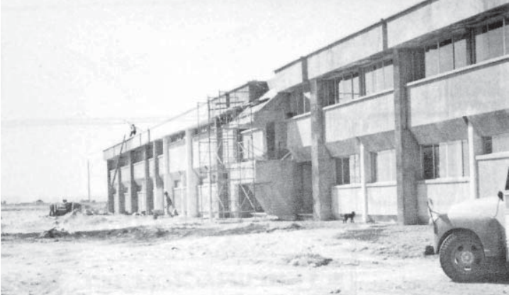 Escuela Medicina UABC 1974 / CESU UABC