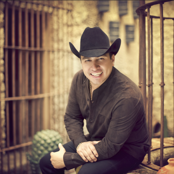 Facebook Julión Álvarez