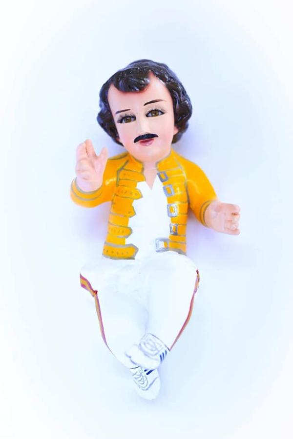 Niño Dios Freddie Mercury