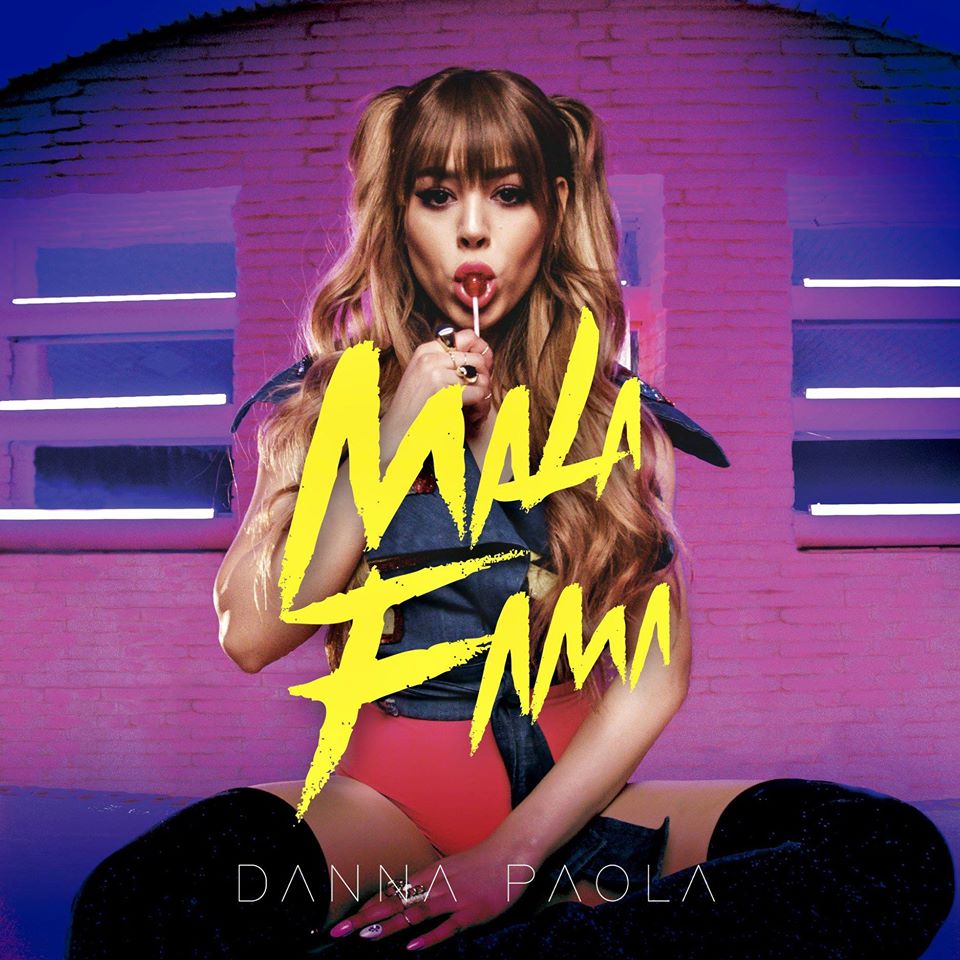 Facebook Danna Paola