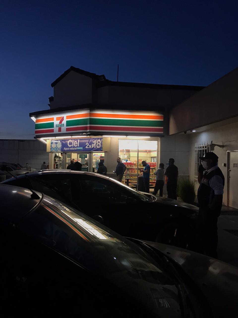 Seven Eleven Flamingos