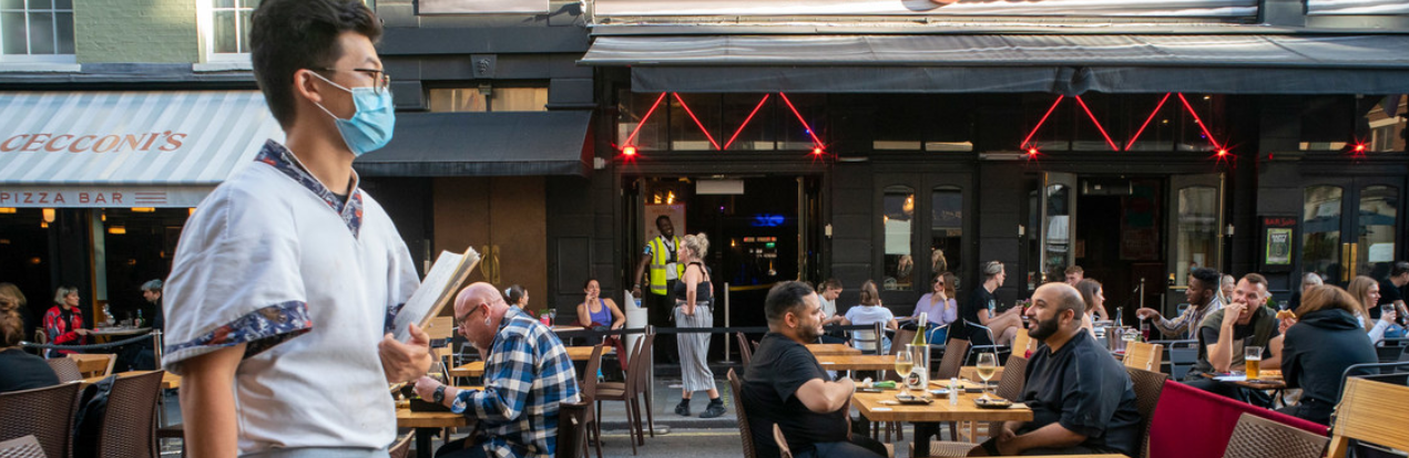IMF/Jeff Moore Un restaurante en Londres en medio de la pandemia de COVID-19-
