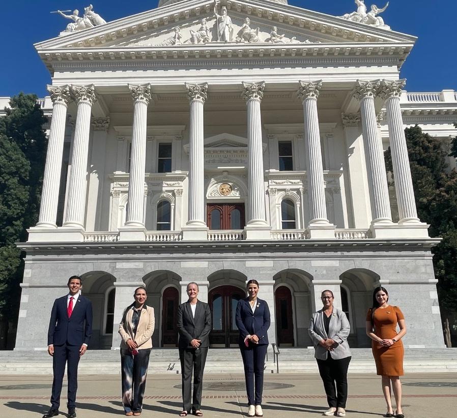Elected Governor Marina del Pilar with Congressmen Daylin García Ruvalcaba, Rocío Adame, Araceli Geraldo and Roman Cota, as well as the Consul General of Mexico in Sacramento Liliana Ferrer
