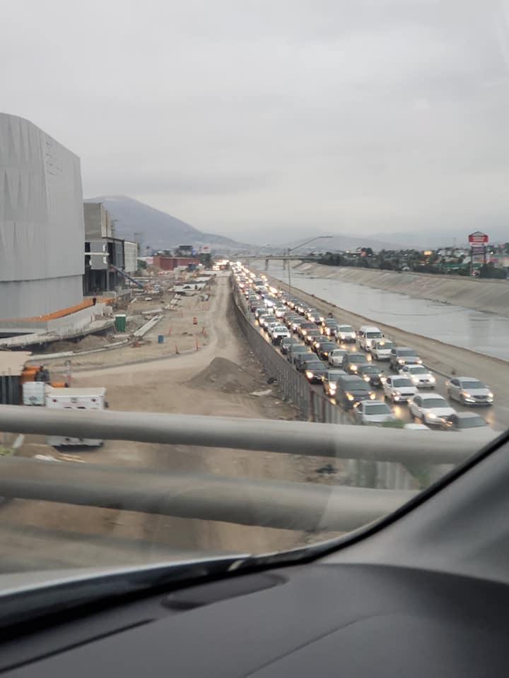 Garita de San Ysidro Domingo 26 de septiembre/ Compartida en Cómo está la línea por Aymee Viridiana