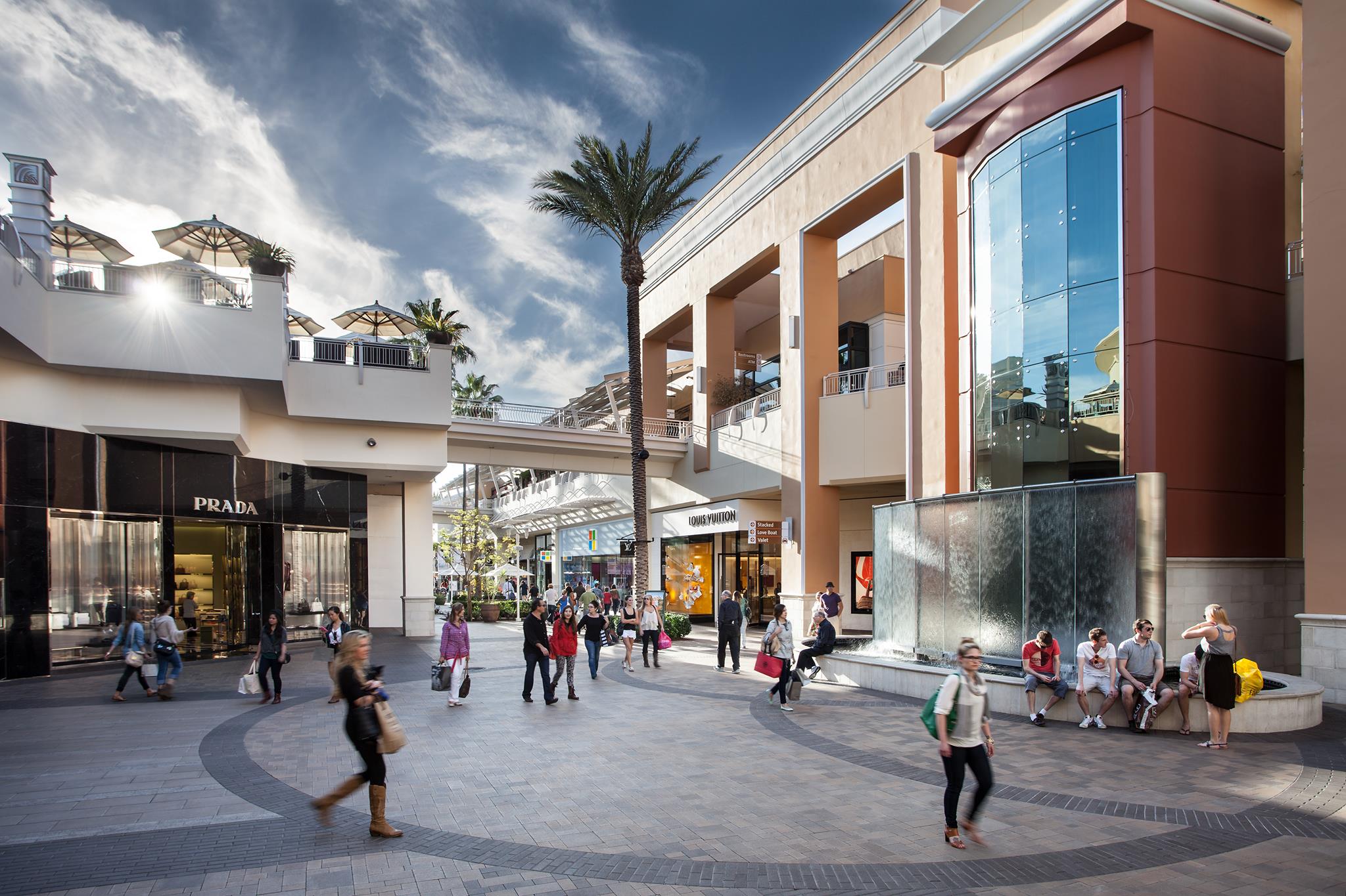 Fashion Valley Facebook