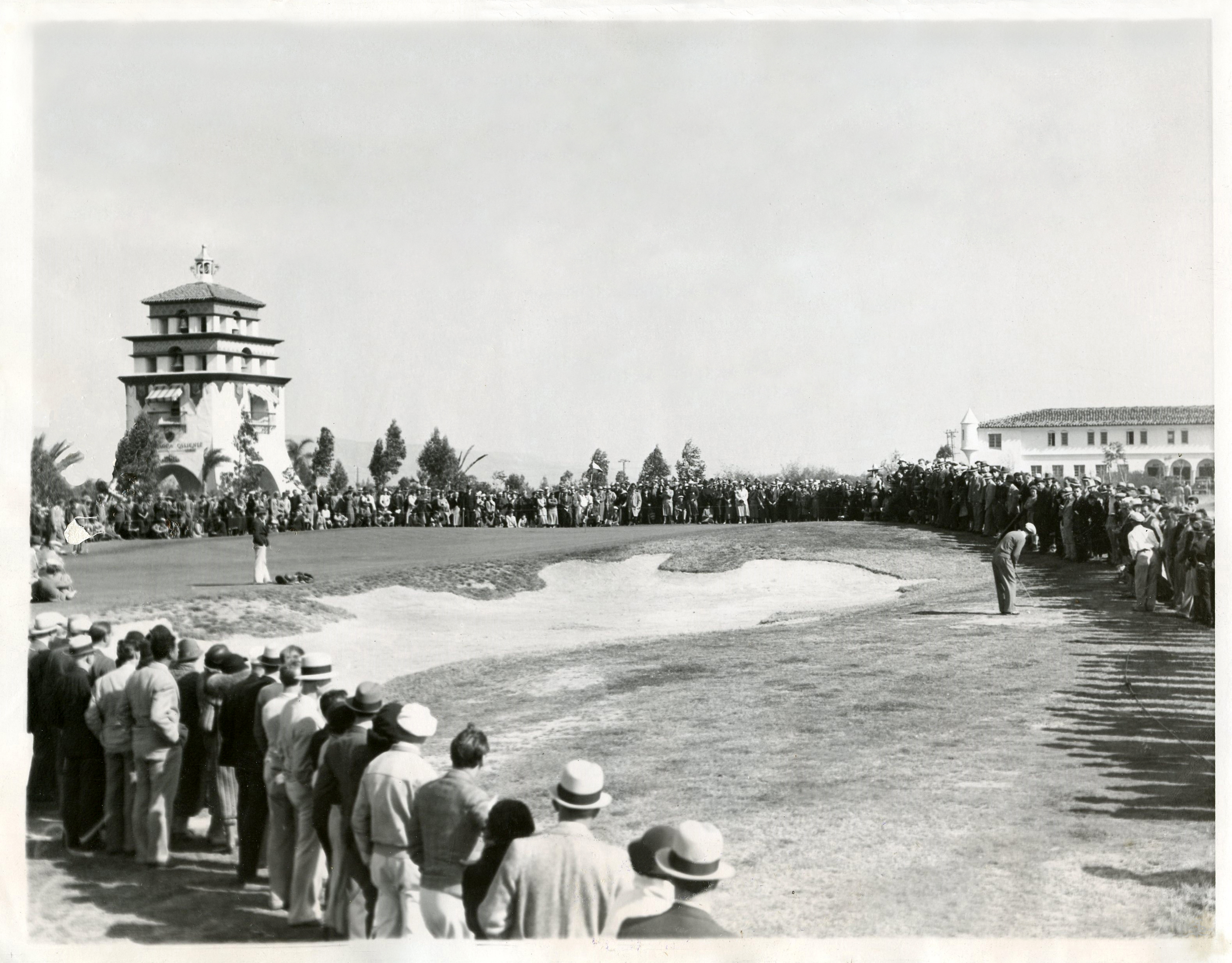 Wiffy Cox -aquí en el hoyo final- ganó el quinto Torneo abierto de Golf de Agua Caliente. Col. de Arturo Arrizón