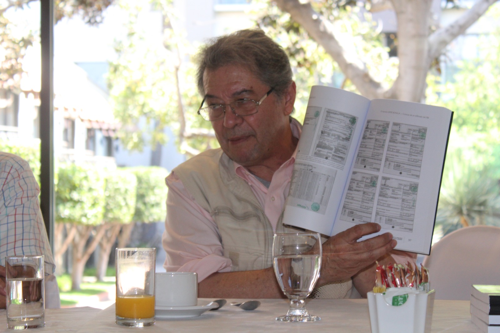 Jaime Veloz habla sobre su libro