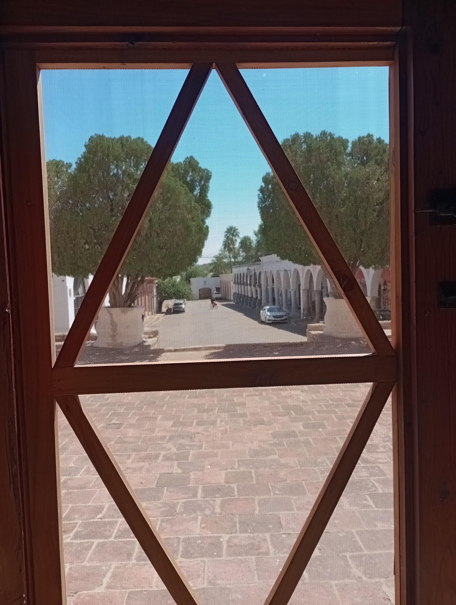 Gabriel Gamboa (Calle del Comercio Álamos)